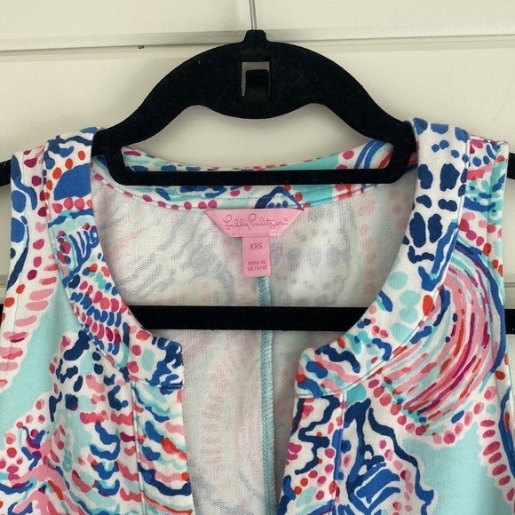Lilly Pulitzer | Sleeveles Preppy Dress with Low Neck Line | Excellent Condition - Picture 3 of 7